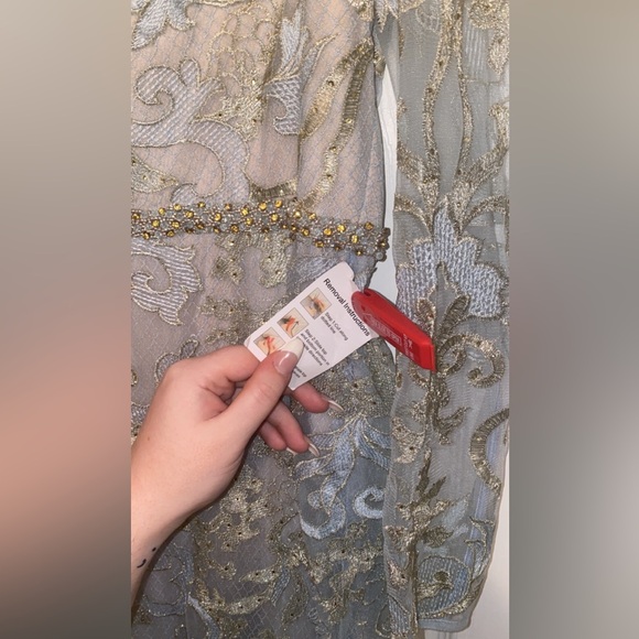 Mac Duggal Bridgerton Powder Blue Long Sleeve Gown, STUNNING - Picture 5 of 6